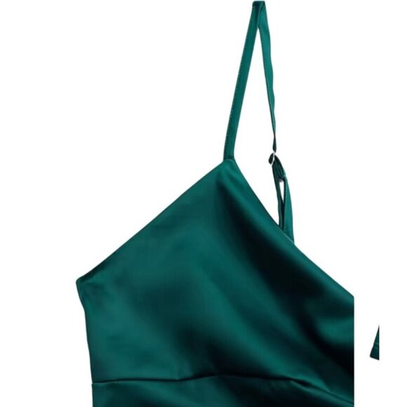 Emerald Green Medium Pleated Midi Dress with Knot Front & Spaghetti Straps - Picture 8 of 10